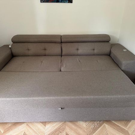 Appartement Cosy Avec Balcon Et Piscine Besançon Exterior foto